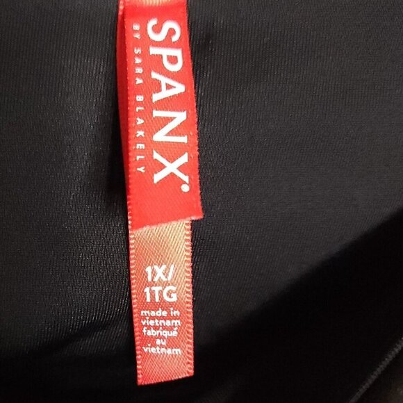 Spanx Black Plus Faux Leather Leggings 1X - Picture 7 of 9